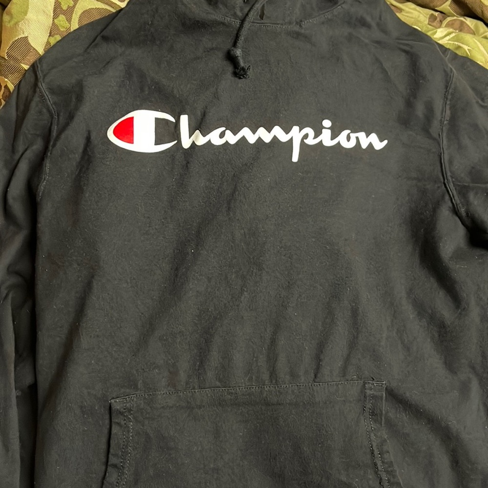 Champion long sleeve sweatshirt/hoodie